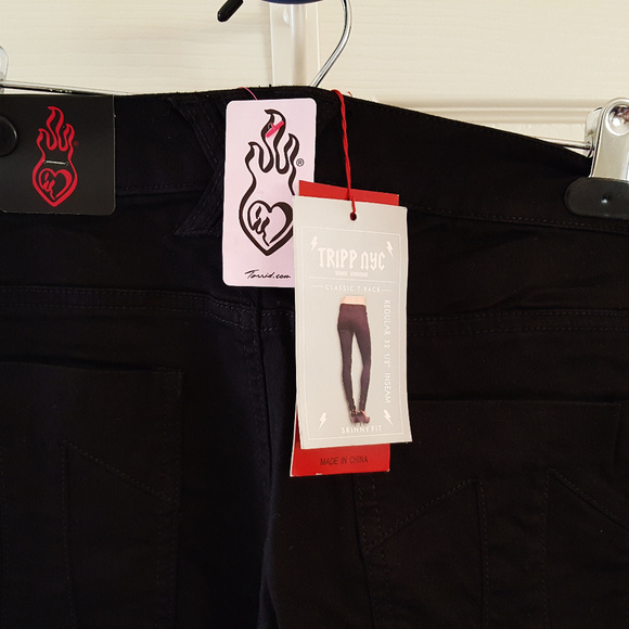 TRIPP Pants NWT Sz 14 Black Skull Rivets Rocker Jeans - Picture 5 of 6